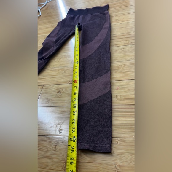 Pink Victoria’s Secret Women’s Activewear Seamless Leggings XS - Picture 9 of 9